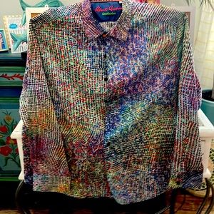 NWOG men’s Robert Graham, four XL shirt